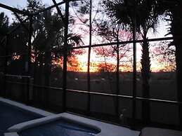 5 Br Pool Home with Spa in Aviana