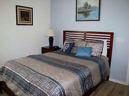 5 Br Pool Home with Spa in Aviana