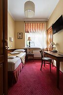 Conviva Hotel