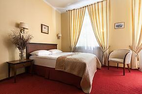 Conviva Hotel