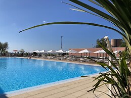 Oasis Golden Lagoon Chalet