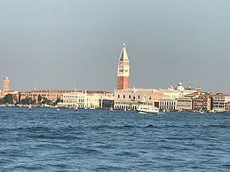 Oasis Golden Lagoon Chalet