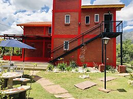 Apart Piquito de Oro