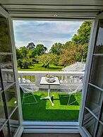 Cedar House Boutique B&B