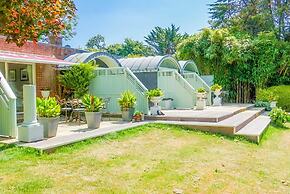 Cedar House Boutique B&B