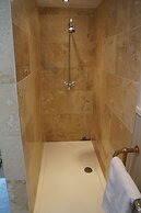 Cedar House Boutique B&B