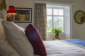 Cedar House Boutique B&B