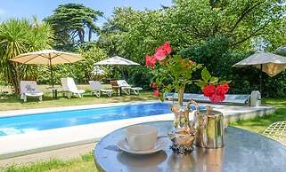 Cedar House Boutique B&B