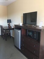 Ambassador Inn And Suites