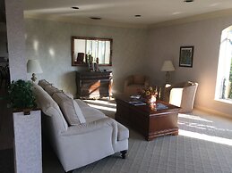 Ambassador Inn And Suites