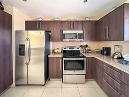 Amazing Luxury Ocean View Condo