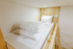 Step Inn Myeongdong 2 - Hostel