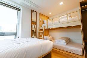 Step Inn Myeongdong 2 - Hostel