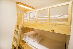 Step Inn Myeongdong 2 - Hostel