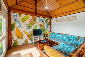 Marina del Sol Resort & Yacht Club