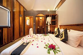 Authentic Khmer Village Resort