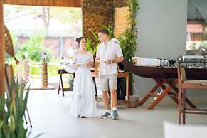 Authentic Khmer Village Resort