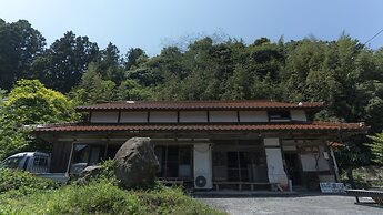 Kusuburuhouse - Hostel