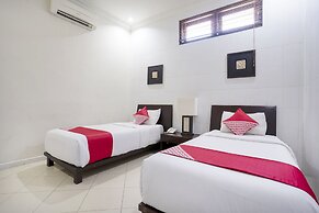 OYO 482 Anika Guest House