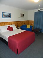 Twin Towns Motel