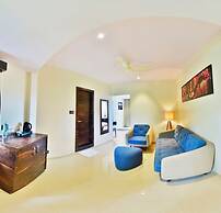 Aura One Hotel