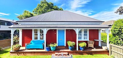 Rewa House ~ city home, 3 bedrooms, walk to CBD