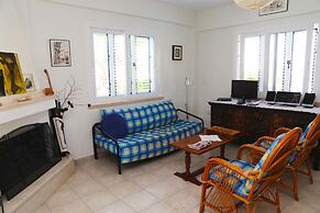 Villa Mare Monte by Amy Villas