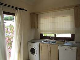 Villa Morlais by Amy Villas