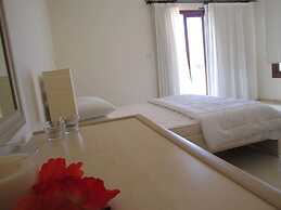 Villa Morlais by Amy Villas