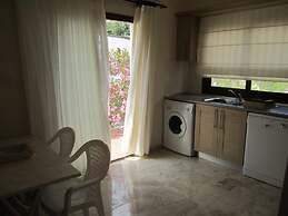 Villa Morlais by Amy Villas