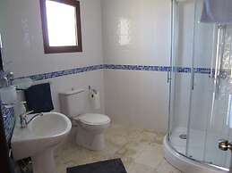 Villa Morlais by Amy Villas