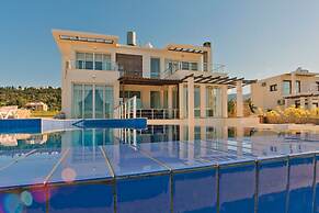 Villa Ocean View by Amy Villas