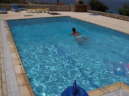 Villa Orchard by Amy Villas