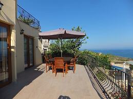 Villa Orchard by Amy Villas