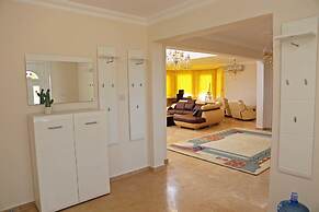 Villa Panoroma by Amy Villas