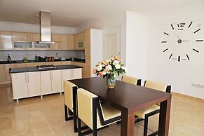 Villa Panoroma by Amy Villas