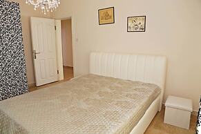 Villa Panoroma by Amy Villas