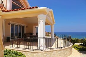 Villa Panoroma by Amy Villas