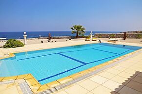 Villa Panoroma by Amy Villas