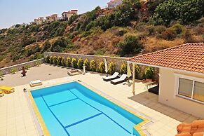 Villa Panoroma by Amy Villas