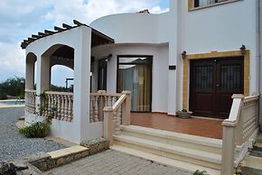 Villa Paradisia by Amy Villas