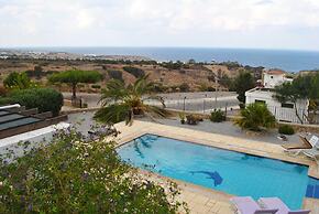 Villa Paradisia by Amy Villas