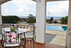 Villa Paradisia by Amy Villas