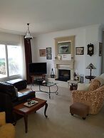 Villa PerriMaya by Amy Villas