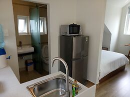 Spring Light Apartment