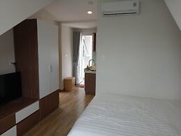 Spring Light Apartment