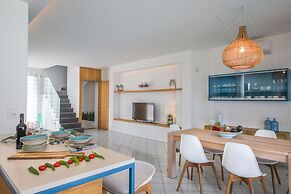 TD Villa Levante Modern Luxury Villa with Sea View