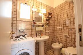 TD Villa Marinesca Typical Villa with Pool