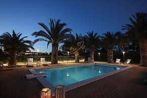 TD Villa Marinesca Typical Villa with Pool