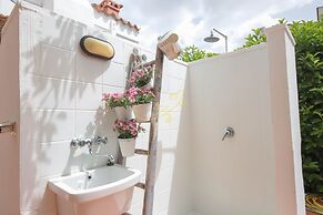 TD Villa Marinesca Typical Villa with Pool